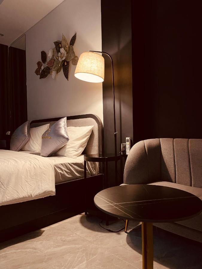 Sumo Hotels Дананг Екстериор снимка